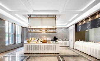 Tongliao Wanda Plaza Atour Hotel