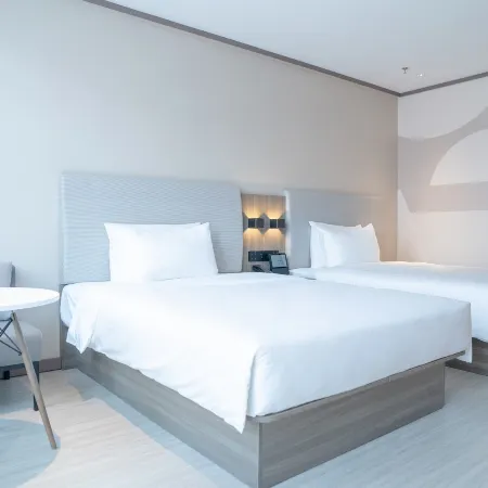 HanTing Hotel (Chifeng Linxi Zhenxinglou)