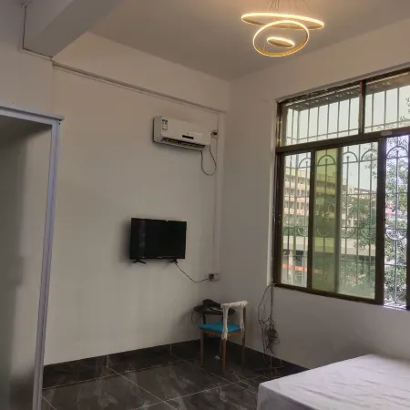 Xiaojie Xiaojun Express Homestay
