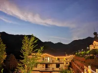 Yugo Hotels near Lingjiangyuan Scenic Area