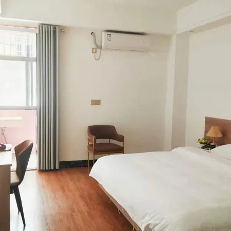Nanning Mengxiangge Apartment (Xixiangtang Passenger Transport Terminal Shop)