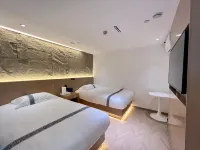 Cloud View Hotel (Beijing New World) - Lãng mạn
