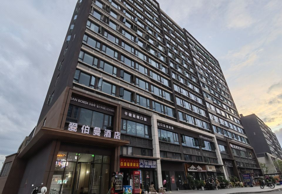 hotel overview picture