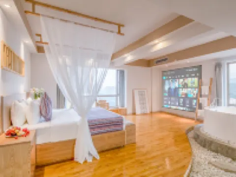 Caiyun Chunxu · High-Altitude View City Homestay (Huaguoyuan White House Shopping Center Branch) Hotels in Guiyang