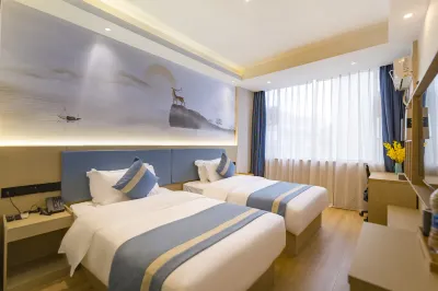 Yunqi Light Residence Hotel (Yisheng Square Pedestrian Street Branch) Hotels in Shangrao Pedestrian Street Business Circle