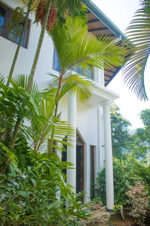 Holistic Villas River Отели в г. Gonoruwa