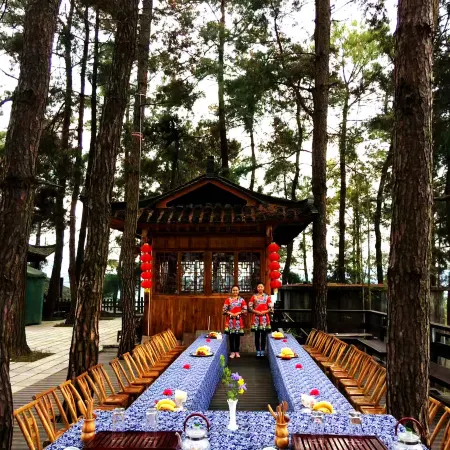 Green bamboo Villa