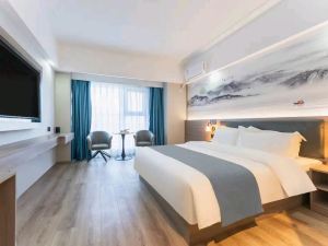 Wuhan Aerospace Holiday Hotel (Tianhe International Airport)