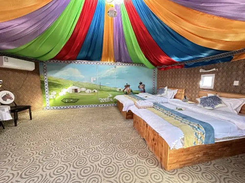 Erguna Muye Qingju Grassland Mongolia Homestay (Heishantou Racecourse Branch) Các khách sạn ở Ergun