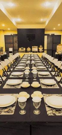 Hotel New Melati Отели в г. Batudaa Pantai