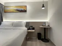 7Days Inn Hotel (Yingshan County Committee and County Government) - Pet friendly