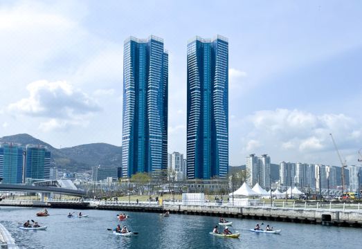 3. 브라운스위트 부..