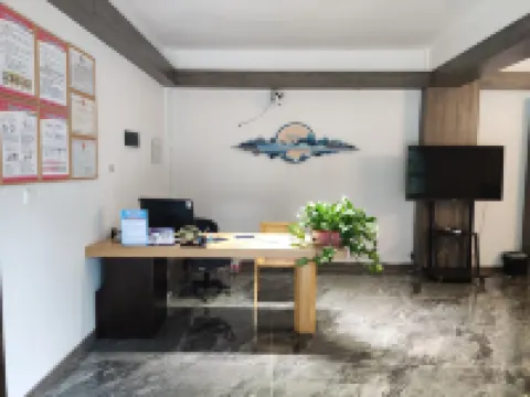 商南金絲峽慄園山居民宿