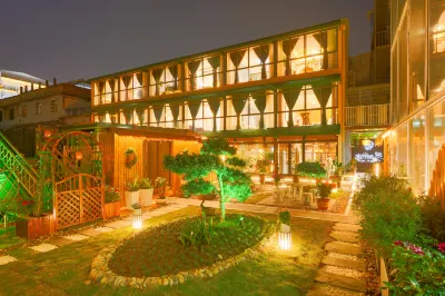 City Visitors Balcony homestay Hotel a Shangyu Downtown