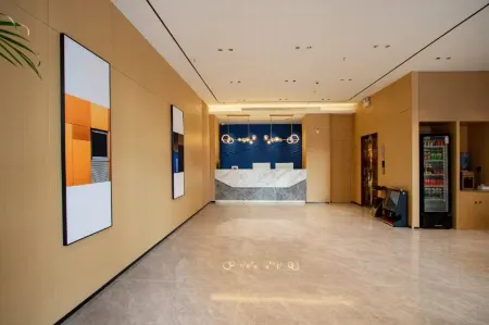 Meifei Light Luxury Hotel (Dongxing Port Branch)