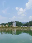 Xinhua Ronghua Hotel Hotel in zona Xinhua Ancient Peach Garden