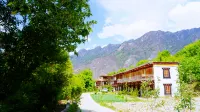 Danbalaxian Homestay