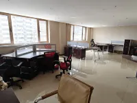Super 8 Select Hotel (Bayi Road, Shanghai New High-speed Railway Station) Hotel a Fuxin