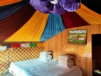 Qiqige Family Guesthouse