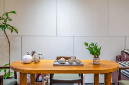 漫夏陽逸民宿（OMG心跳樂園店）