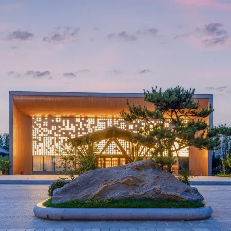 Huazhu Luxury · Jian Shan Jie Lu Tang-Style Boutique Inn