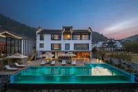 Huangshan Misty Rain Resort Hotel - Swimmingpools