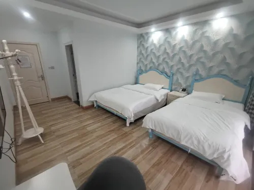 Xinchang Yunqi Small Building House - Farmhouses
