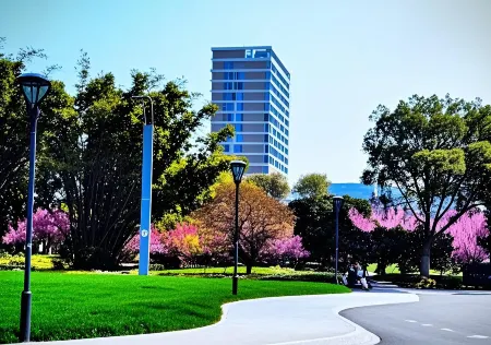 Academic Exchange Center of Lishui University Отели рядом с достопримечательностью «Baiyun Mountain»