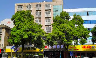 Xinhe Hotel in Yuanjiang, Yiyang (near Dongting Lake Museum)