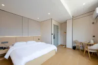 陽春星輝公寓（東湖公園店） - 2星級