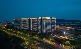Elong Anyun Hotel (Nanjing Niushou Mountain Jiyin Avenue Metro Station Branch)