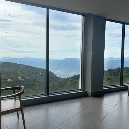 180 degree mountain view boutique vacation homestay at a glance