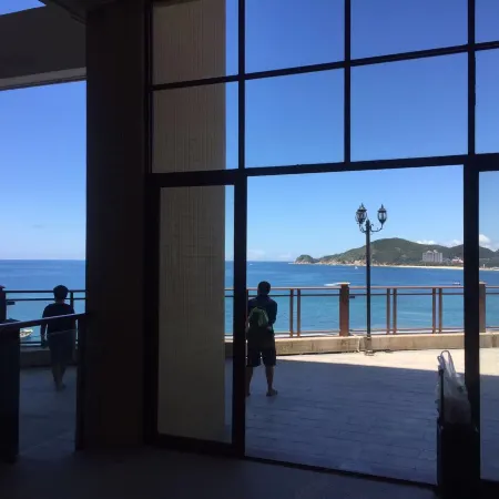 Cloud View Apartment (Yangjiang Hailing Island Dajiaowan Branch)