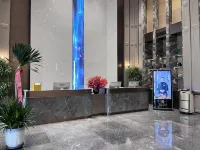 Guangshan Yuanping Grand Hotel - parking