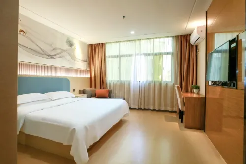 Q+ Treasure Palace Hotel