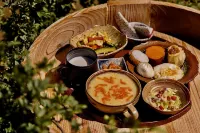 Sanseyunhe LuguLake Hotel - breakfast