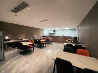 Ailister Hotel (Guiyang Huaxi Pearl Avenue Subway Station) - สัตว์เลี้ยง