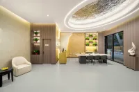 AI Lives In The Future Hotel(Chang'an University City）