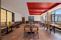 Qi'an  Hotel, Tengchong City, Yunnan Province, China - piscine