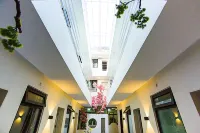 The seven Seas Cinema Hotel, Linfen