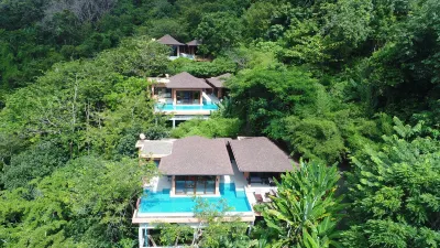 Korsiri Pool Villas Отели в г. Мыс Панва