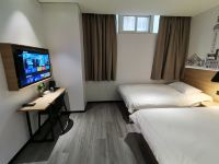 青季酒店MINI(上海外滩豫园老西门地铁站店) - 智享双床房