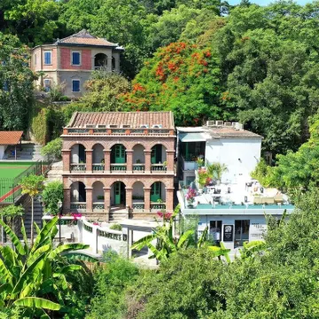 Gulangyu Rock Villa Design B&B Hotels near Riguang Mountain