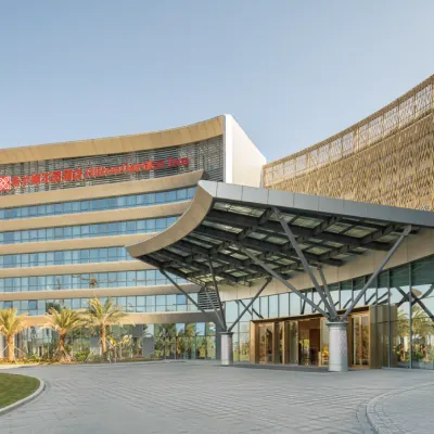 Hilton Garden Inn Zhuhai Hengqin Sumlodol Park Hotels near Hengqin Island