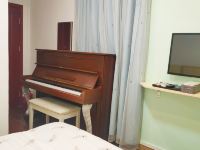 广州美人鱼公寓 - 钢琴房