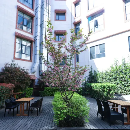Linzhou Hongqiqu International Hotel