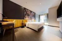Huameishi Wuhan Kede Plaza Wusheng Road Metro Station Hotel