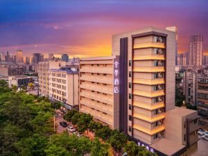 Ji Hotel (Kunming Bailong Road Science and Technology University)