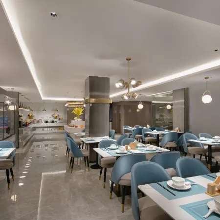 FUNGEE Hotel (Daoxian Xiaoshui Rd, Commercial Pedestrian Street, Yongzhou)