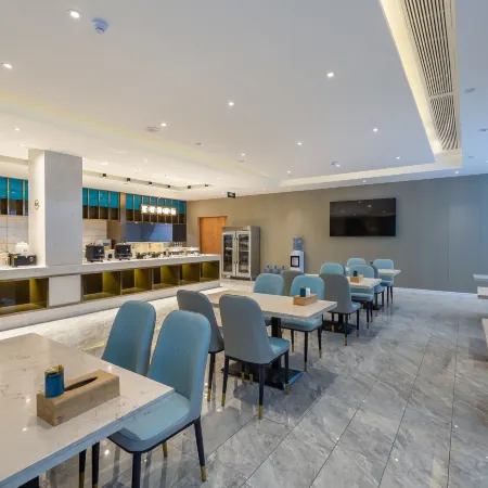 Starway Hotel (Chuzhou Mingguang Tiyu Road)